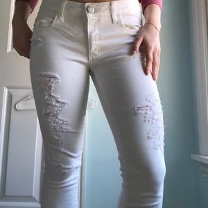 WHITE STAINLESS AE ripped jegging